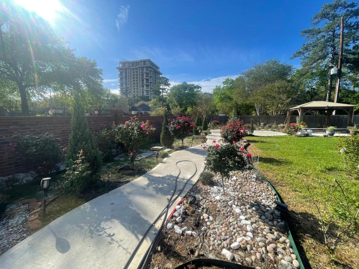 Afra Home With Huge Garden Houston, Texas エクステリア 写真