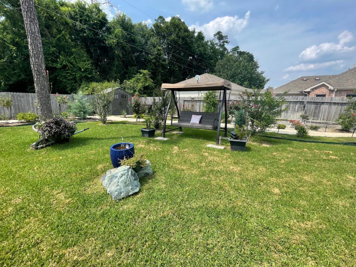 Afra Home With Huge Garden Houston, Texas エクステリア 写真